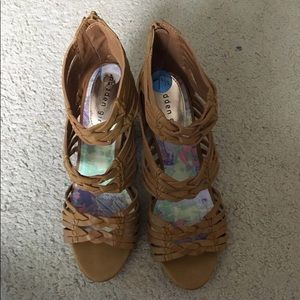 Steve Madden Platform Sandals